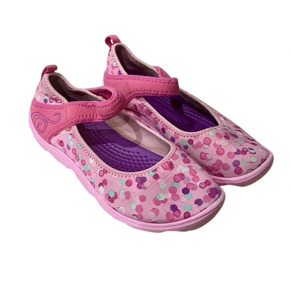 Crocs Girls Pink Purple Polka Dot Mary Jane Flats Shoes 204693‎ Size J2 Coquette